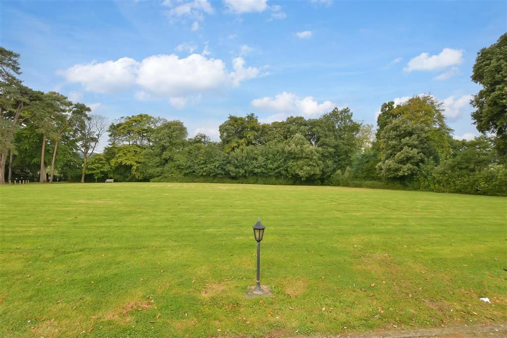 Additional image 12 of 2 bed flat for saleWhitecroft Park, Newport, Isle Of Wight PO30