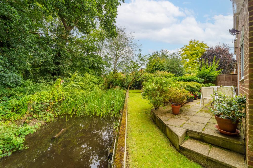Additional image 4 of 4 bed detached house for saleWellington Road, Ashford TW15
