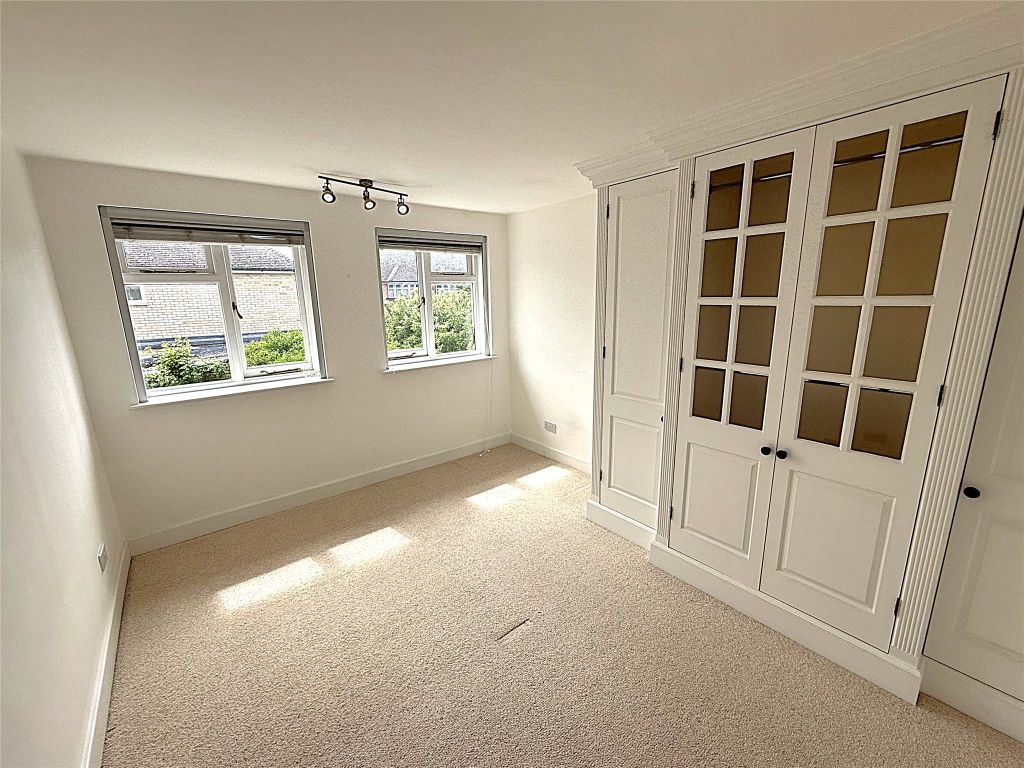 Additional image 12 of 5 bed semi-detached house for saleDownfield, Worcester Park KT4