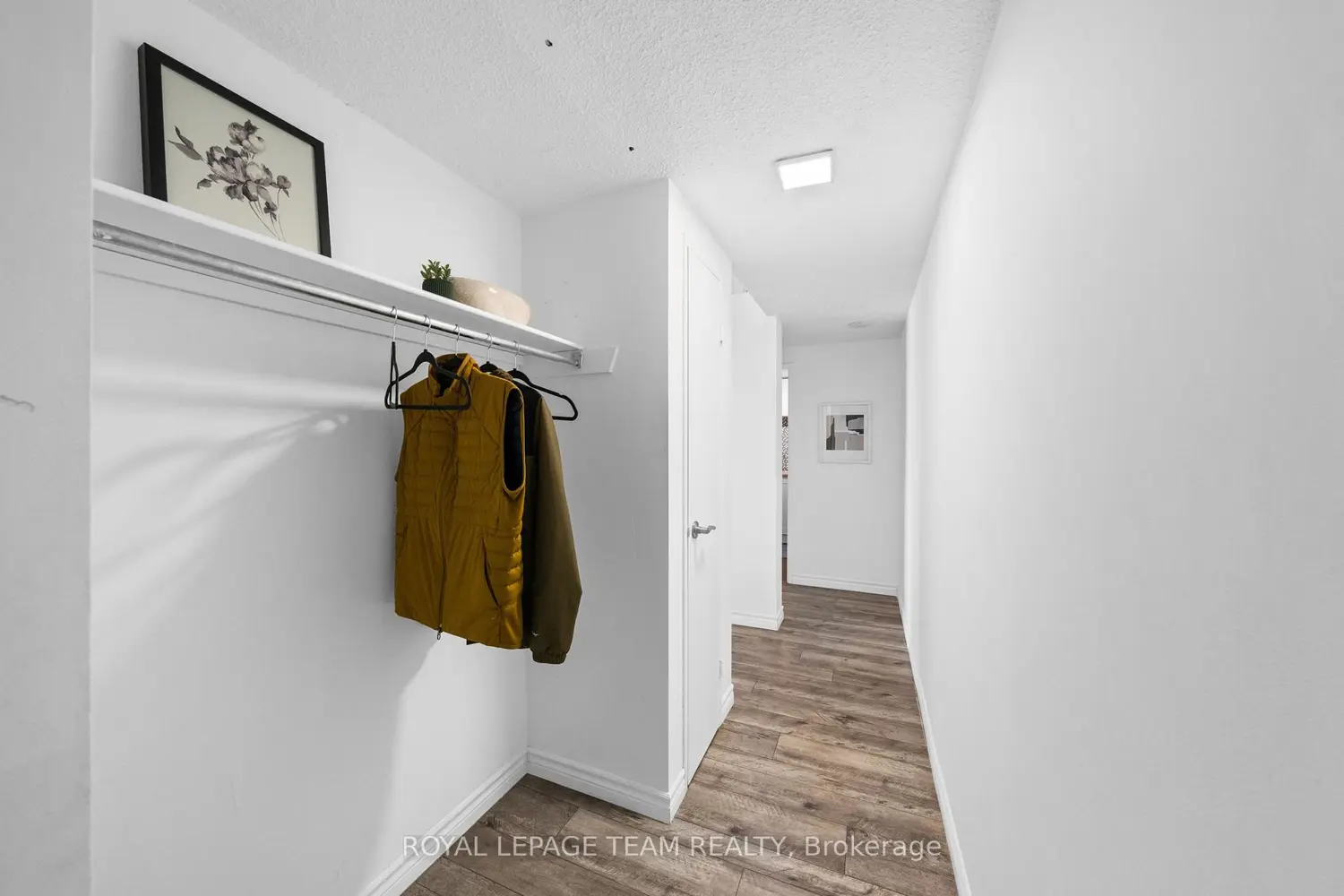 Additional image 3 of 1785 Frobisher Lane 2501