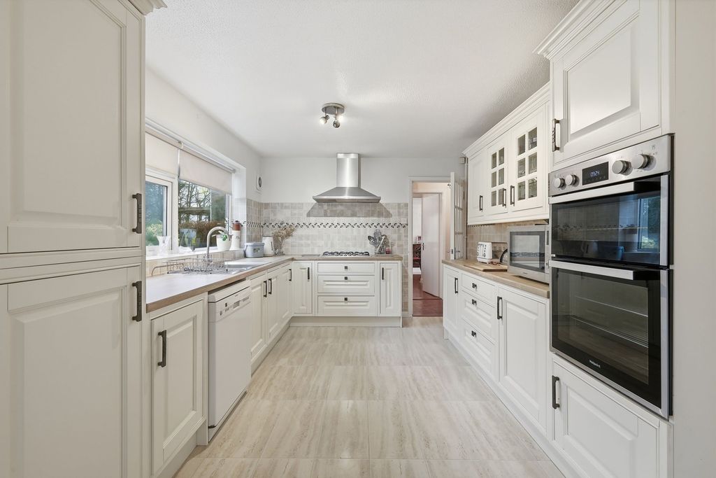 Additional image 6 of 4 bed detached house for saleHawthorn Place, Woodbridge IP12