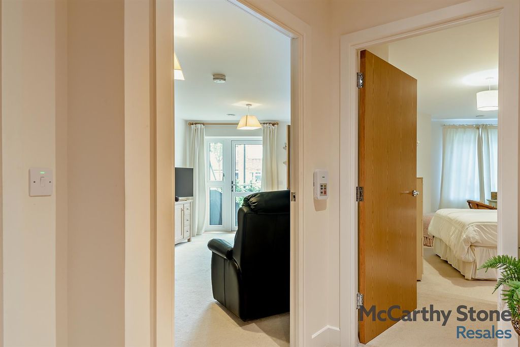 Additional image 10 of 1 bed flat for sale8 Hampton Place, Hampton Close, Southampton SO15