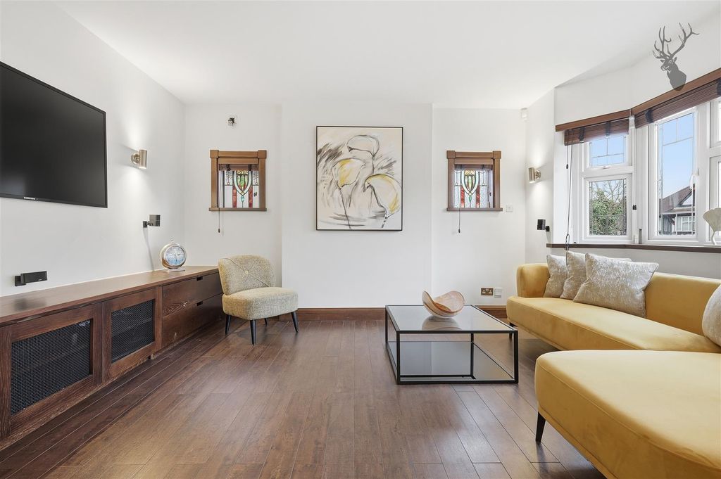 Additional image 7 of 4 bed detached house for saleThe Glade, Woodford Green IG8