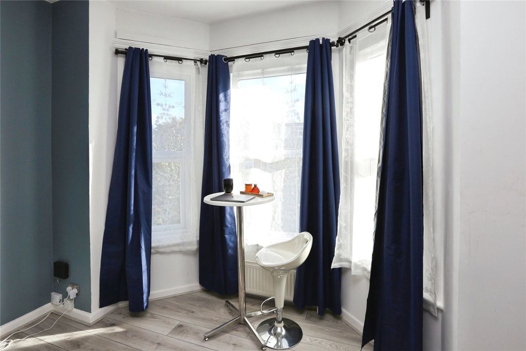 Additional image 17 of 1 bed flat for saleWestridge Road, Southampton, Hampshire SO17