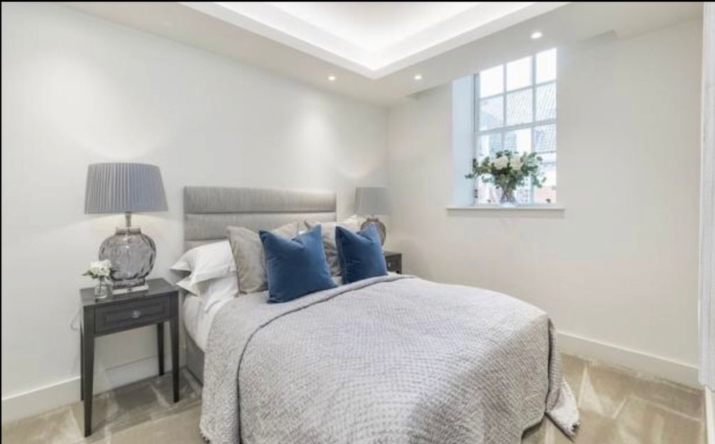 Additional image 6 of 3 bed flat for saleRichmond Hill, Richmond TW10