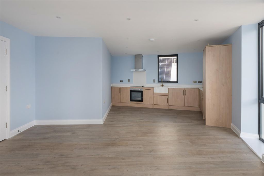 Additional image 3 of 2 bed flat for saleBeach Walk, Whitstable CT5