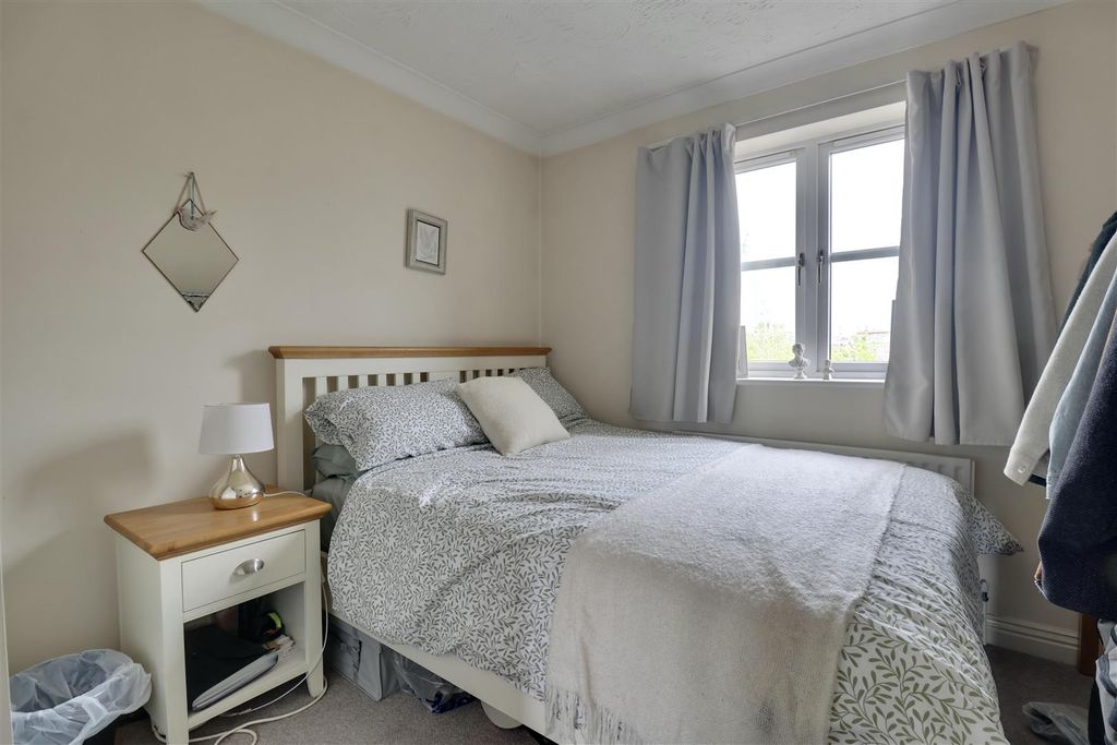 Additional image 7 of 2 bed flat for saleKing Charles Street, Portsmouth PO1