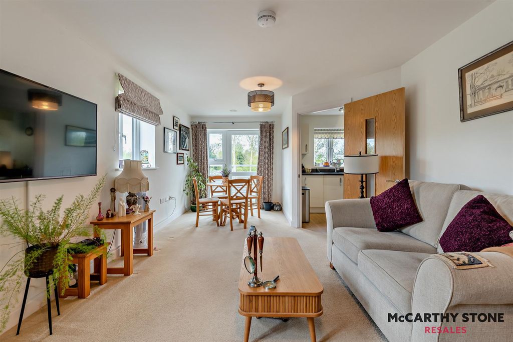 Additional image 2 of 1 bed flat for saleFarnham House, Loughborough Road, Quorn LE12