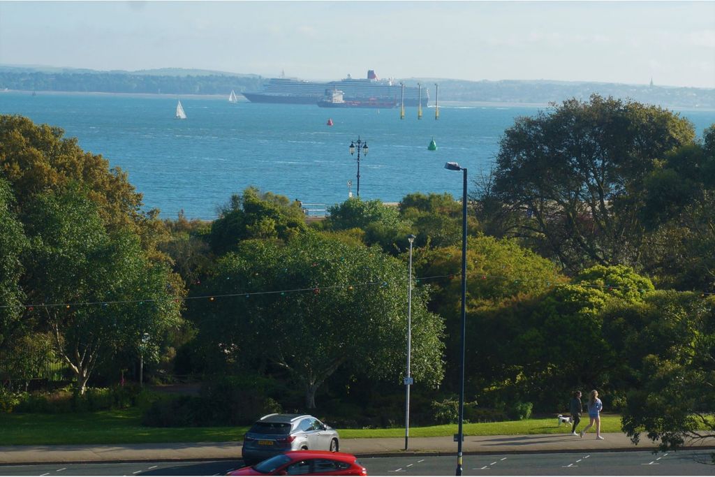 Additional image 8 of 2 bed flat for sale14-15 South Parade, Southsea PO5