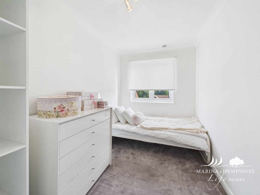 Additional image 11 of 3 bed town house for saleCadgwith Place, Port Solent, Portsmouth PO6