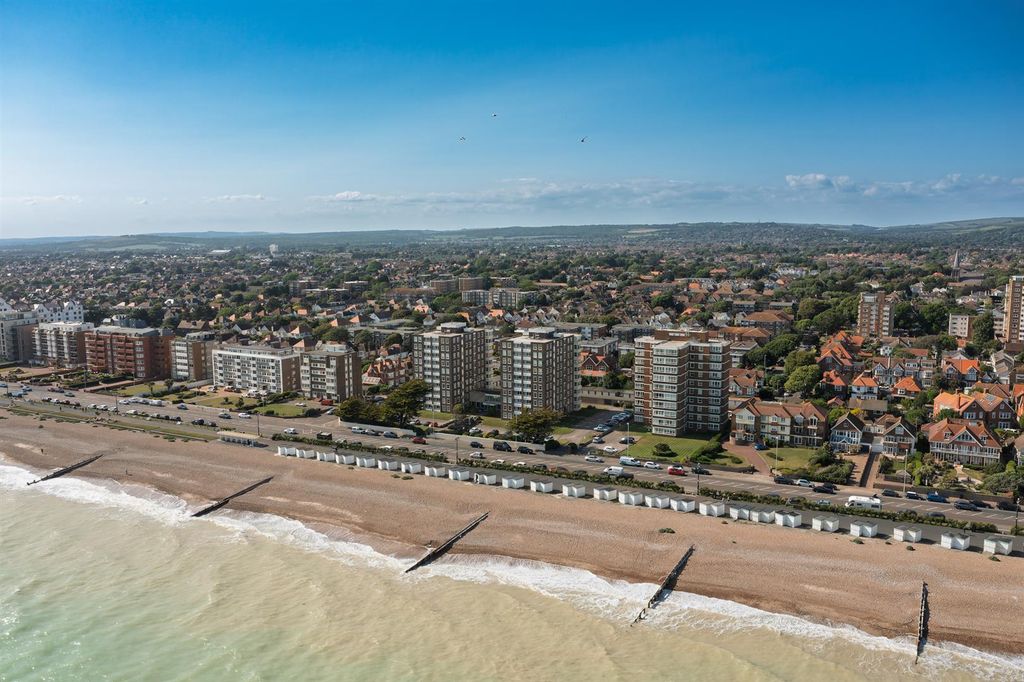 Additional image 12 of 3 bed flat for saleSeabright, Worthing BN11