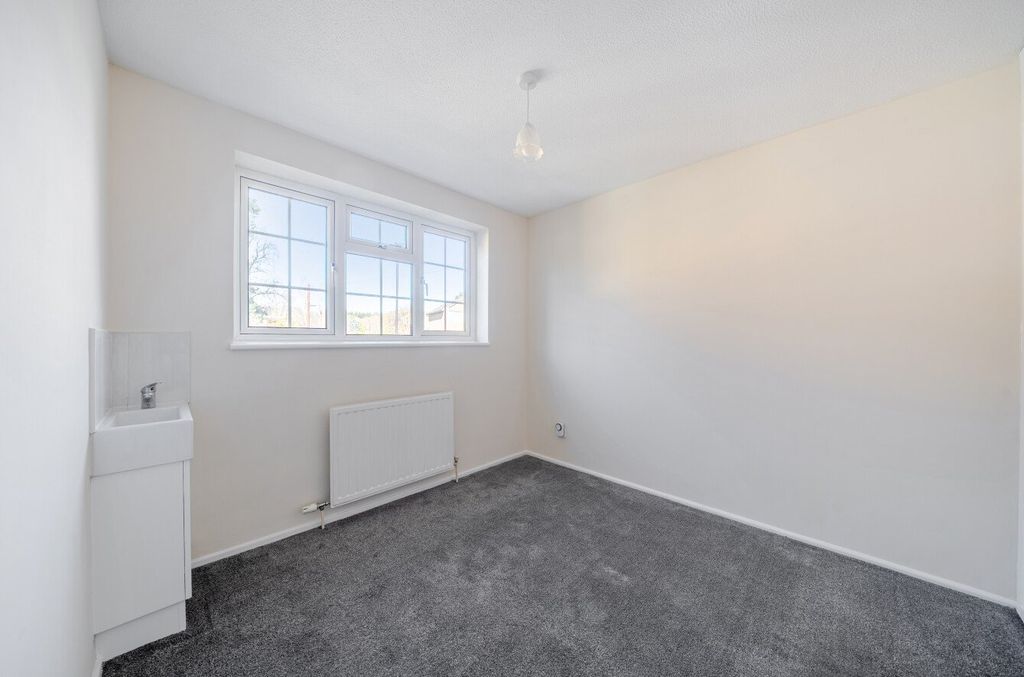 Additional image 11 of 3 bed semi-detached house for saleGoldcrest Gardens, Lordswood, Southampton, Hampshire SO16