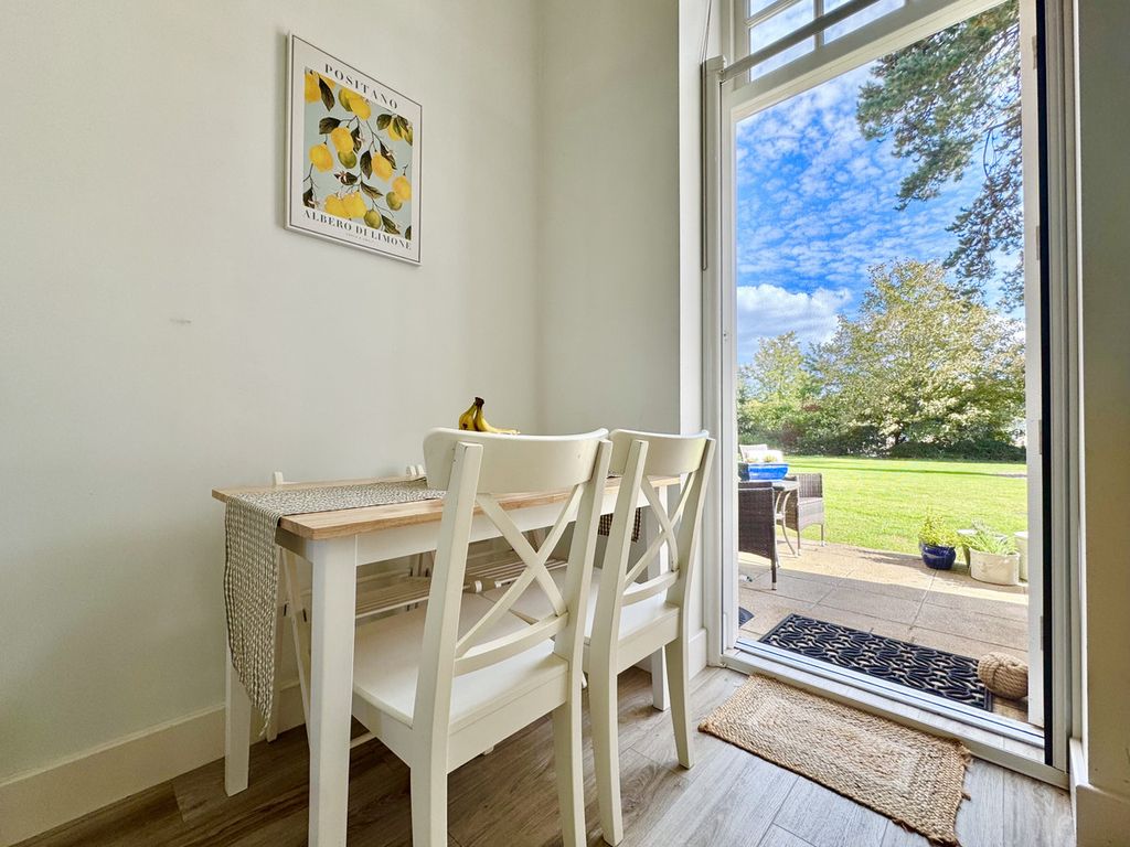 Additional image 5 of 2 bed flat for saleWhitecroft Park, Newport PO30