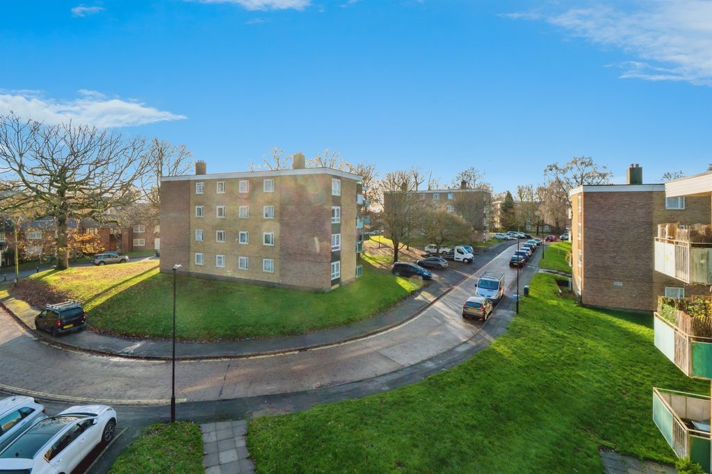 Additional image 12 of 2 bed flat for saleLinford Crescent, Southampton SO16