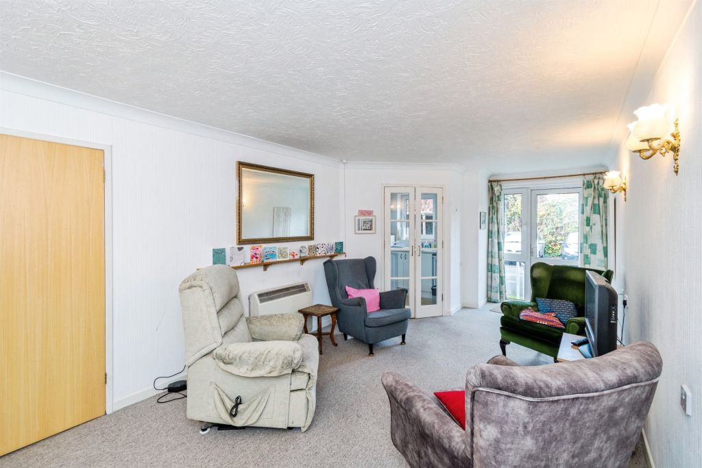Additional image 2 of 2 bed flat for saleGrosvenor Road, Southampton SO17