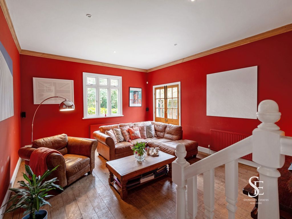Additional image 3 of 6 bed detached house for saleEasthampstead Road, Wokingham RG40