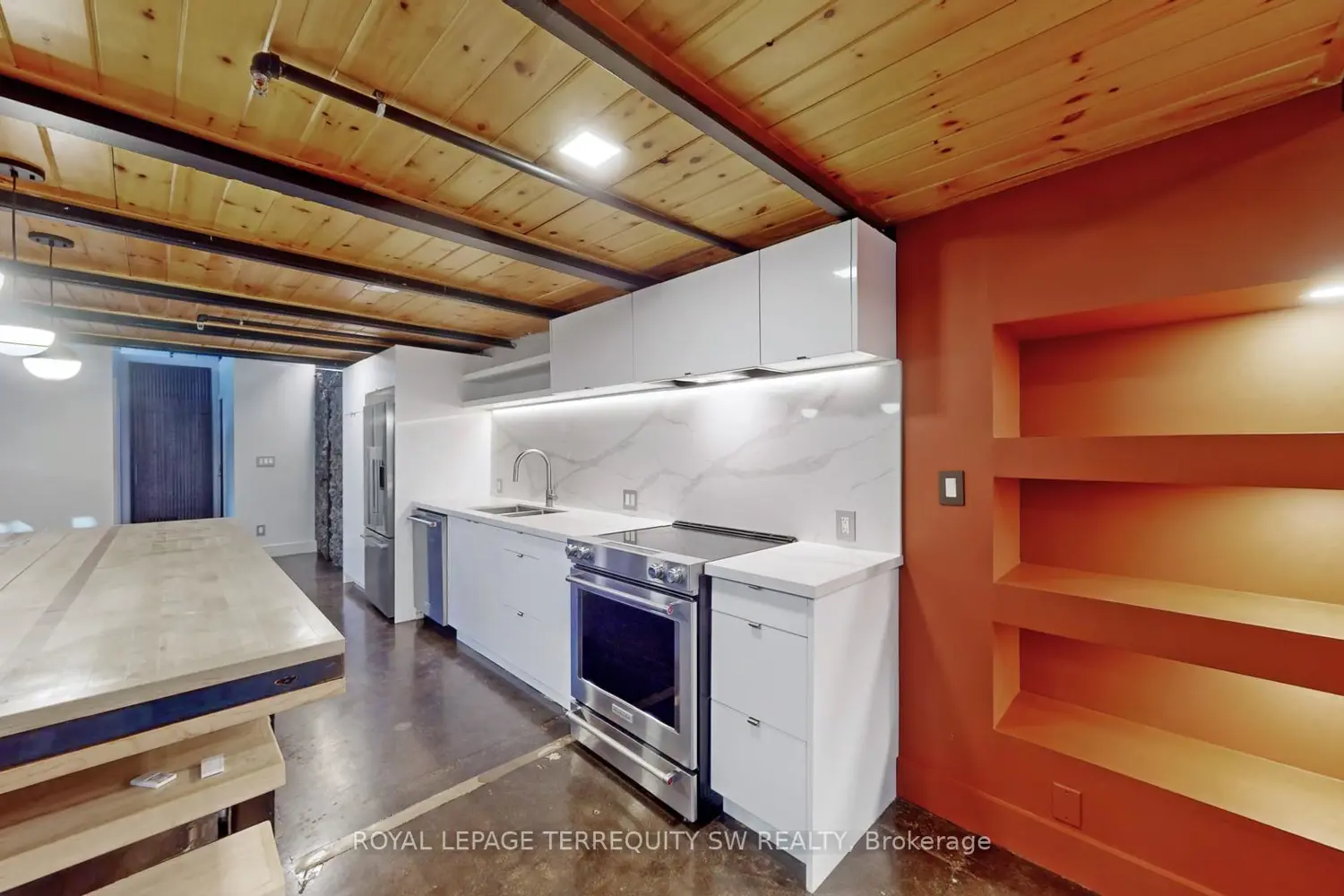 Additional image 8 of 326 Carlaw Avenue 124