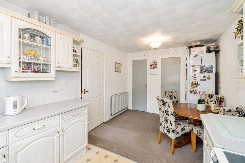 Additional image 6 of 3 bed terraced house for salePuffin Close, Southampton, Hampshire SO16