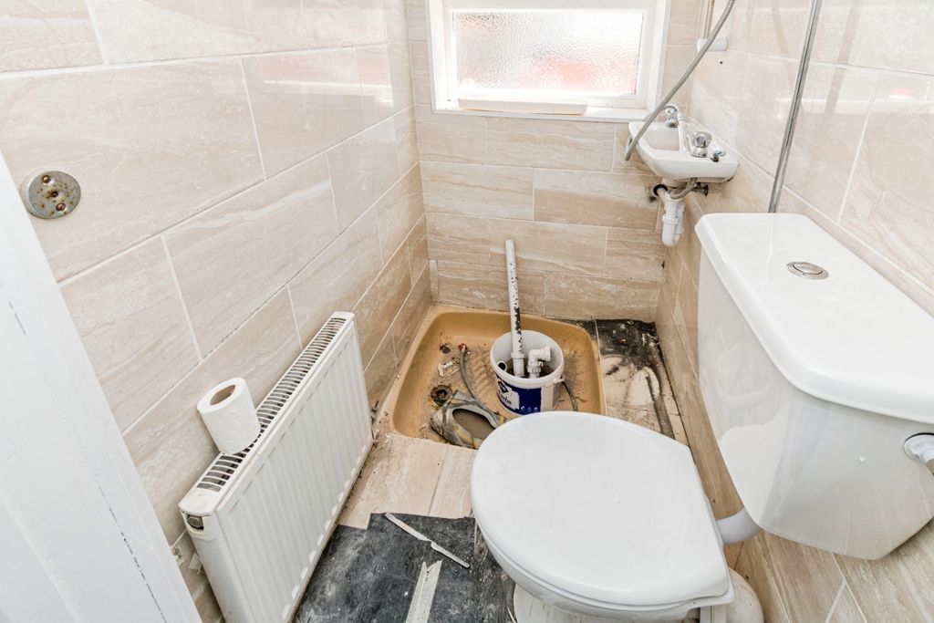 Additional image 5 of 5 bed detached house for saleHandel Terrace, Southampton, Hampshire SO15