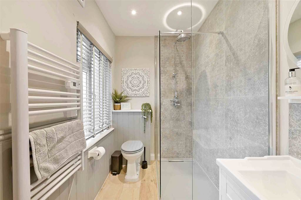 Additional image 7 of 3 bed maisonette for saleBexley Street, Windsor, Berkshire SL4