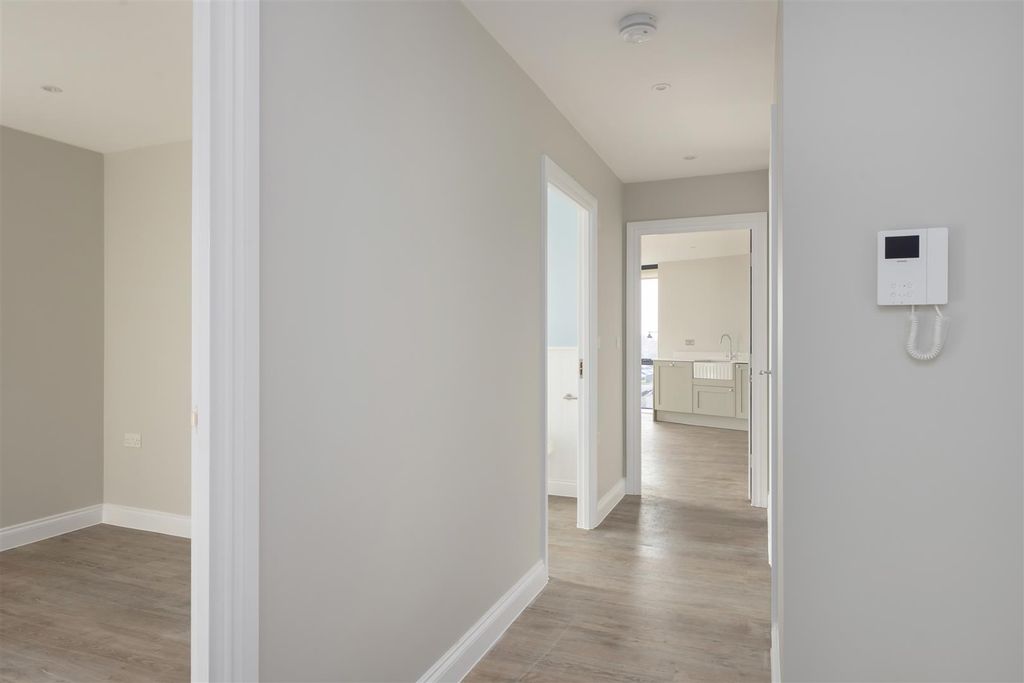 Additional image 12 of 2 bed flat for saleBeach Walk, Whitstable CT5