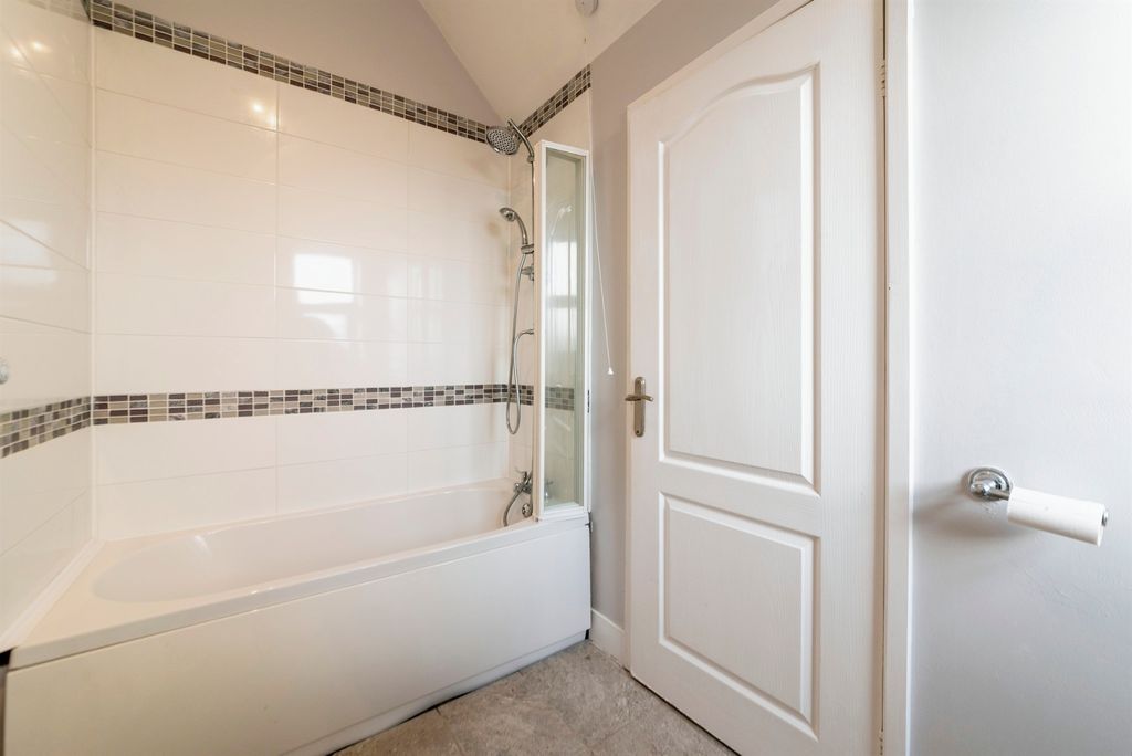 Additional image 19 of 4 bed detached house for saleNewton Way, Woolsthorpe By Colsterworth, Grantham NG33