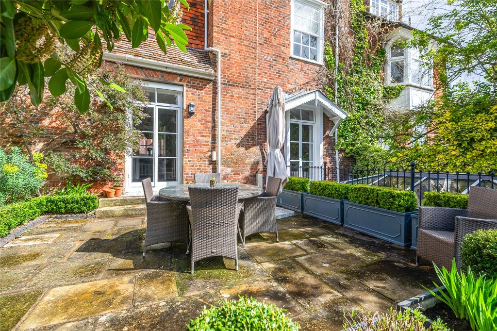 Additional image 16 of 3 bed terraced house for saleSt. Swithun Street, Winchester SO23