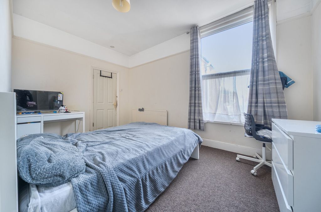 Additional image 5 of 4 bed end terrace house for saleHarold Road, Southsea, Hampshire PO4