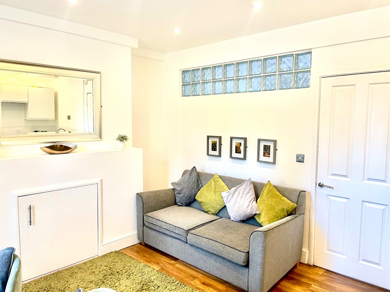 1 Bed Flat, Emmanuel Road, CB1, N1 7GU photo 5
