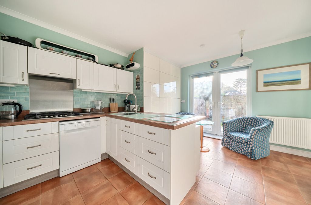 Additional image 4 of 2 bed maisonette for saleMurdoch Road, Wokingham, Berkshire RG40