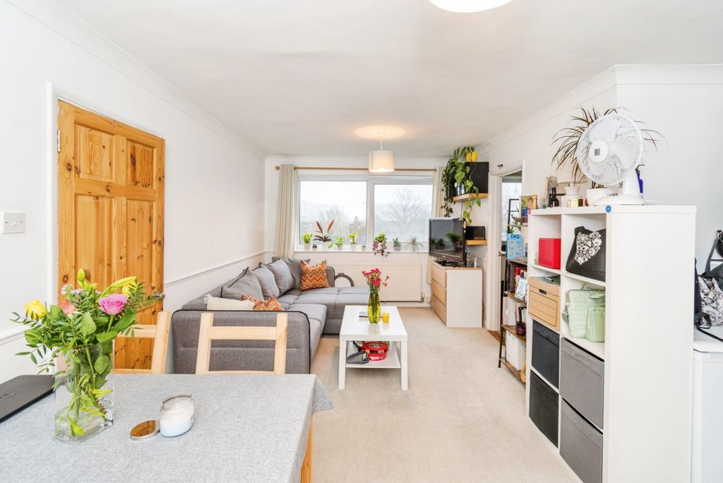 Additional image 2 of 1 bed flat for saleKent Road, St Denys, Southampton, Hampshire SO17
