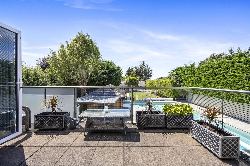 Additional image 15 of 5 bed detached house for saleMill Lane, Worthing BN13