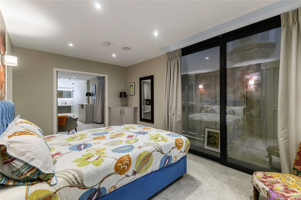 Additional image 25 of 4 bed detached house for saleThe Cloisters, Stapehill Abbey, Wimborne, Dorset BH21