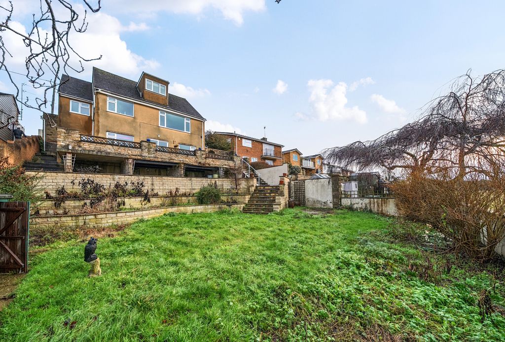 Additional image 12 of 4 bed detached house for saleCrawley Road, Witney, Oxfordshire OX28