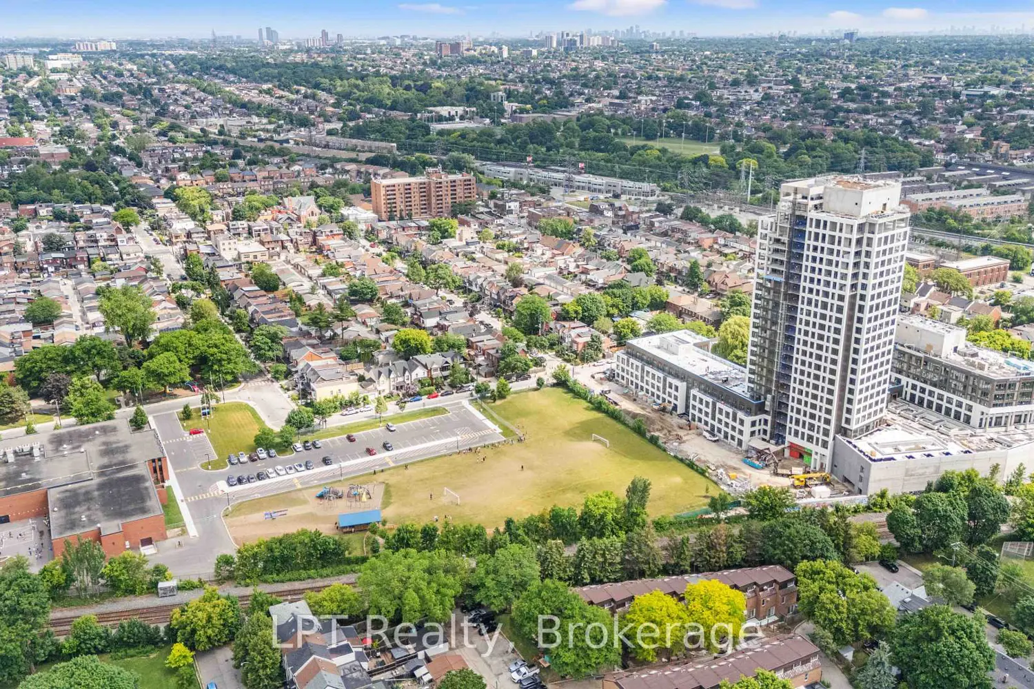 Additional image 17 of 204 Franklin Avenue