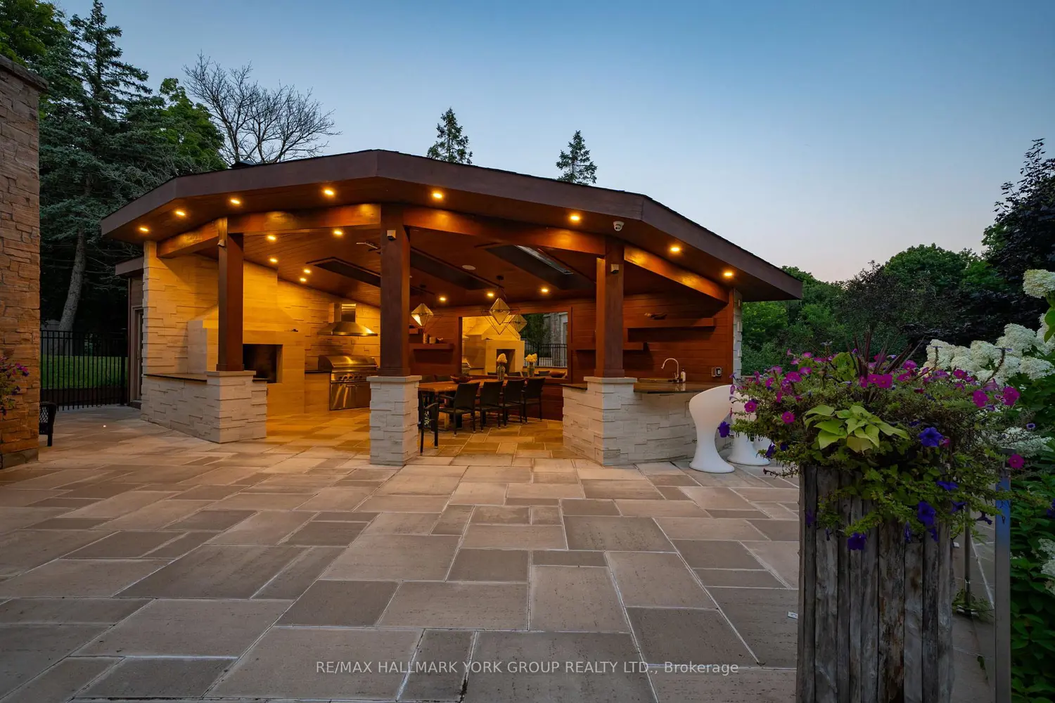 Additional image 16 of 24 Dew Drop Court
