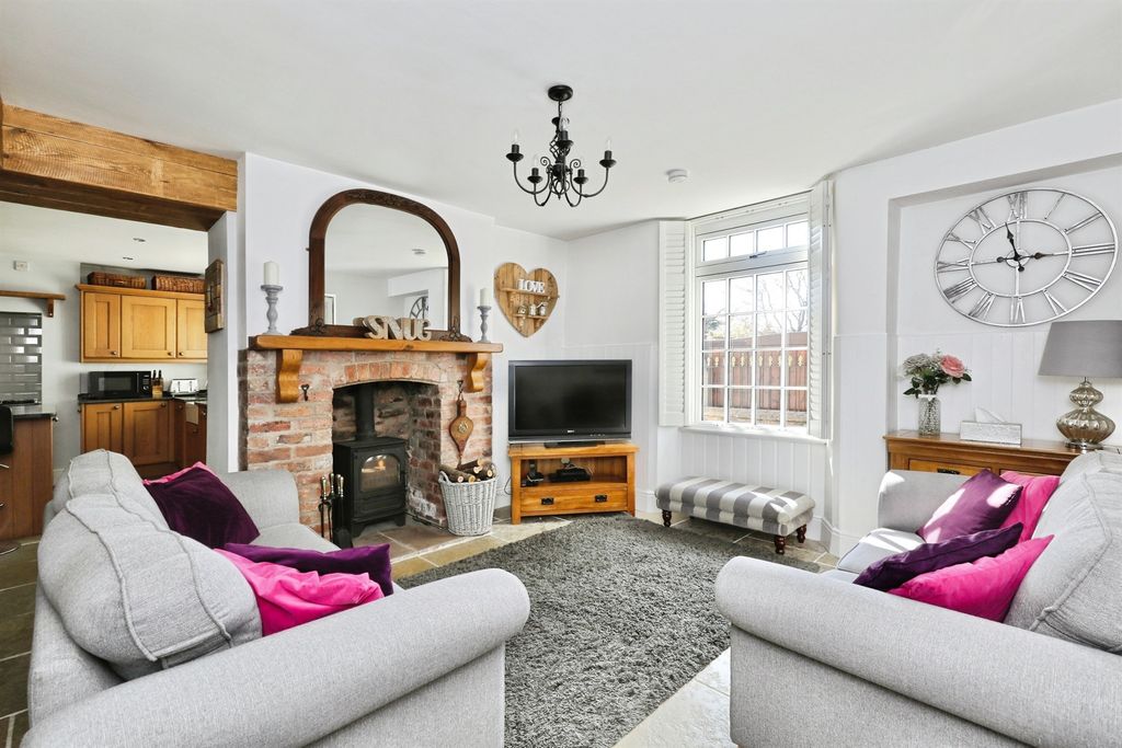 Additional image 3 of 5 bed detached house for saleHangar Hill, Whitwell, Worksop S80