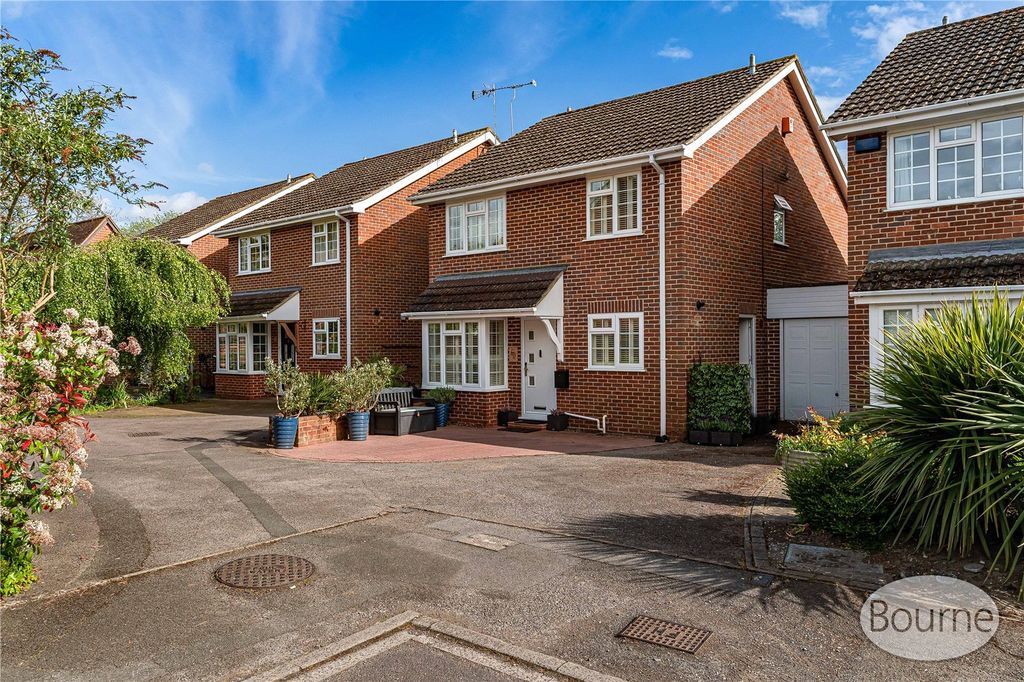 Additional image 27 of 3 bed detached house for saleRiverside Gardens, Old Woking, Woking, Surrey GU22