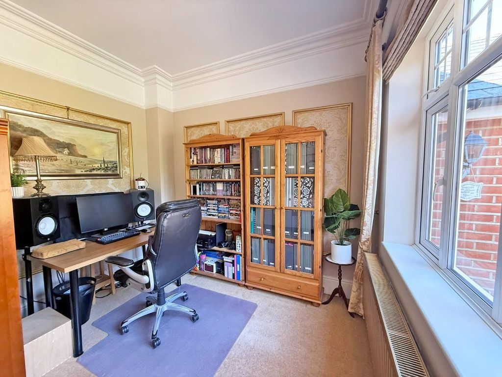 Additional image 13 of 4 bed property for saleClifford Grove, Ashford TW15