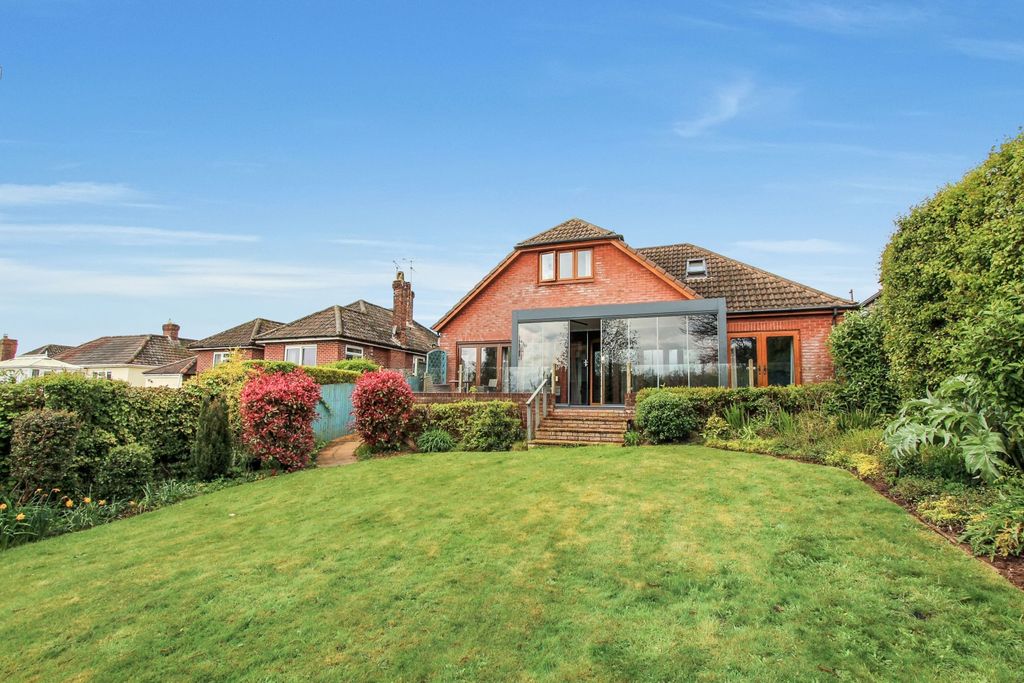 Additional image 26 of 4 bed bungalow for saleSandhurst Road, Yeovil BA20