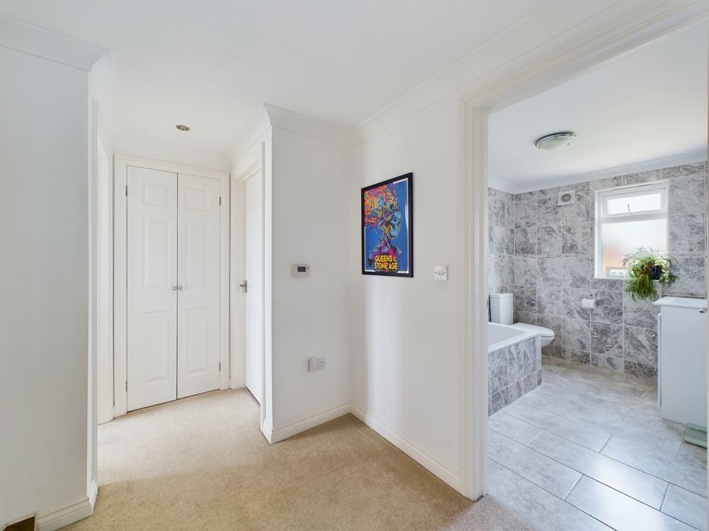 Additional image 11 of 4 bed detached house for saleRectory Grove, Wickford SS11