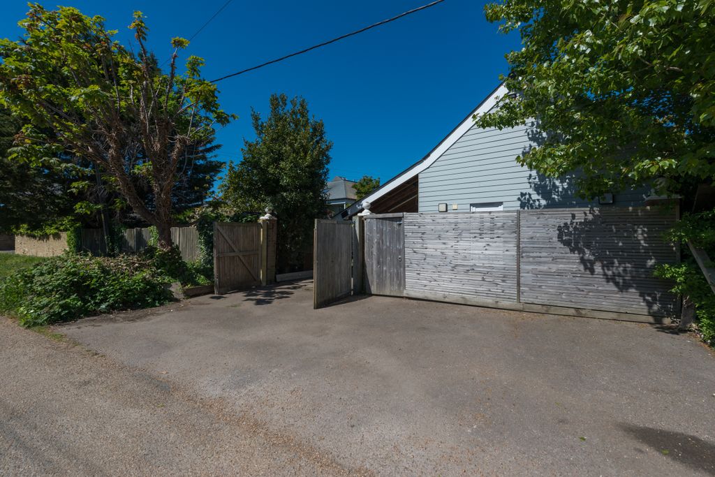 Additional image 24 of 5 bed detached house for salePreston Parade, Seasalter, Whitstable CT5