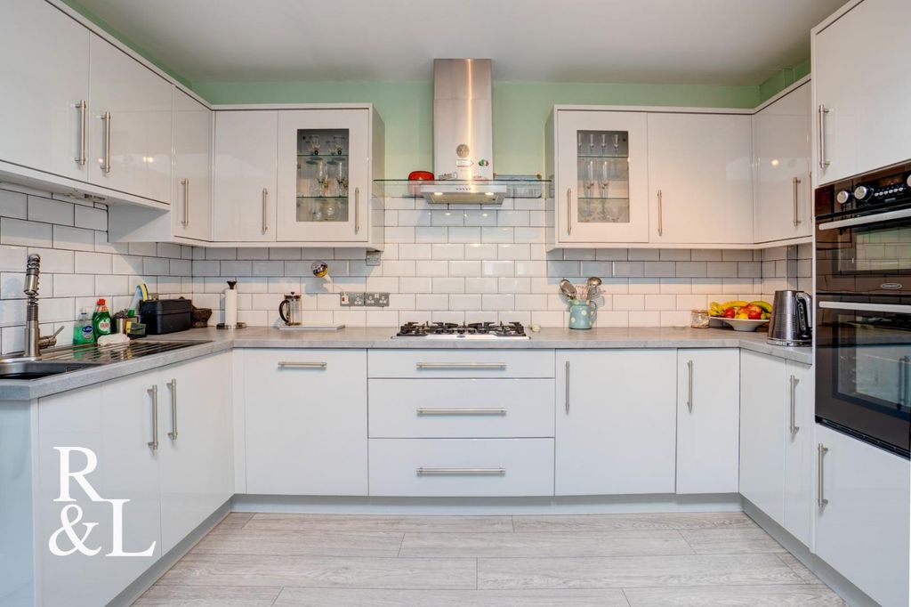 Additional image 5 of 4 bed detached house for saleYork Close, Measham, Swadlincote DE12