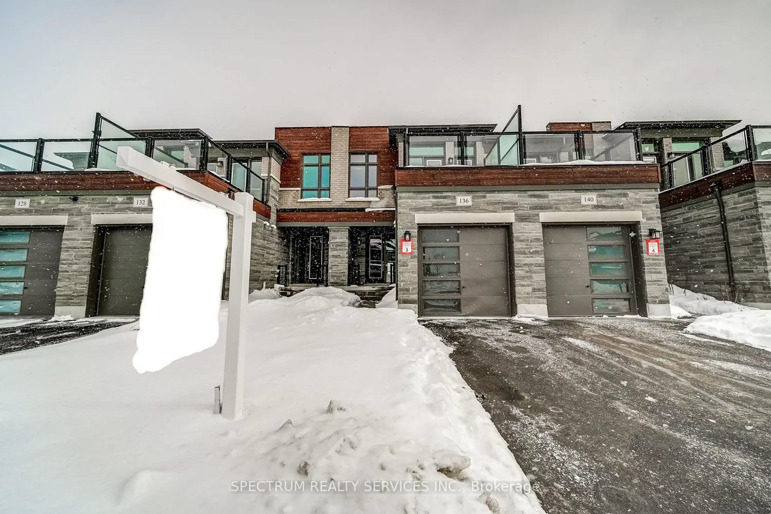 Additional image 3 of 136 Adario Crescent
