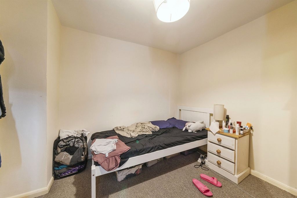 Additional image 5 of 2 bed flat for saleWestgate, Grantham NG31
