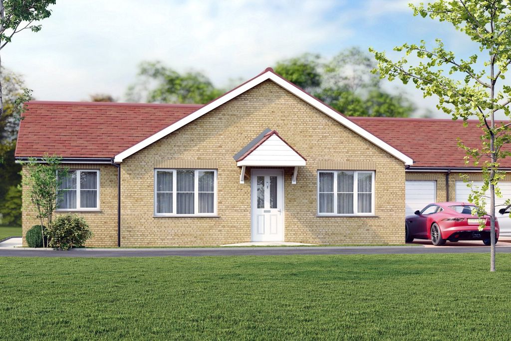 3 bed detached bungalow for saleBroadweavers Close, Wincanton, Somerset BA9