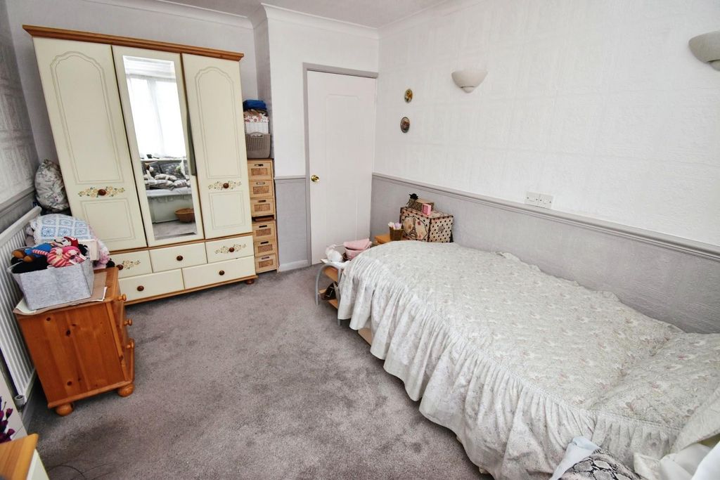 Additional image 9 of 3 bed semi-detached bungalow for salePitton Close, Wigston LE18