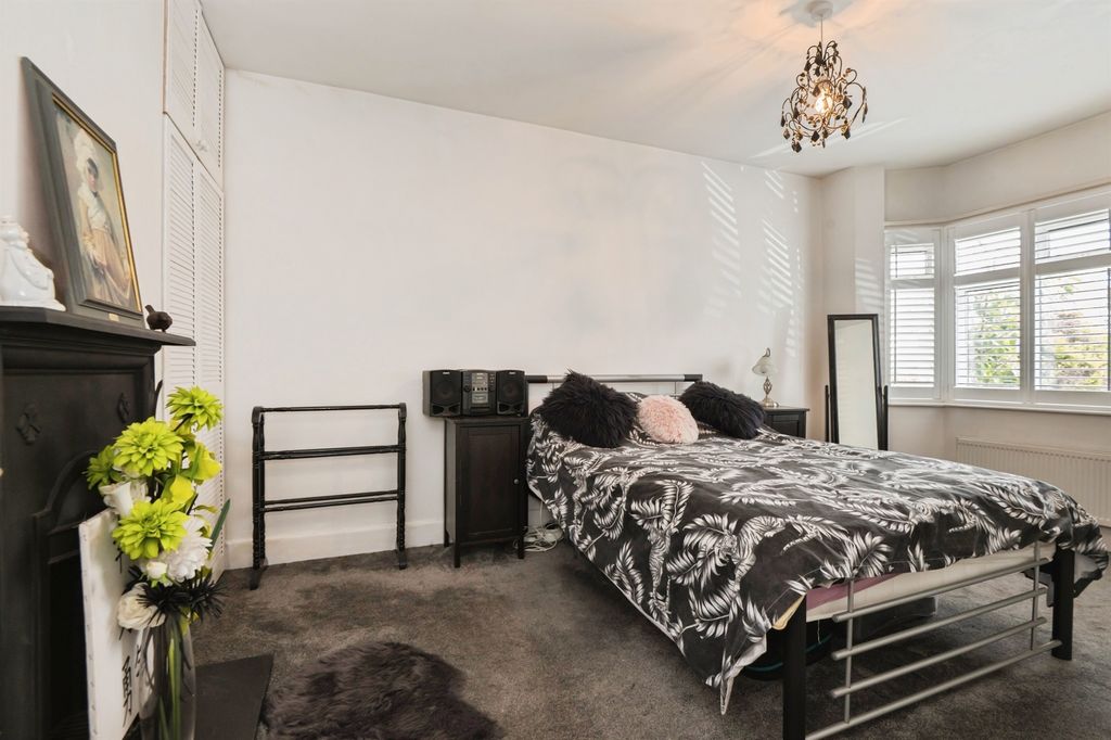 Additional image 6 of 2 bed detached bungalow for saleWoodmill Lane, Southampton SO18