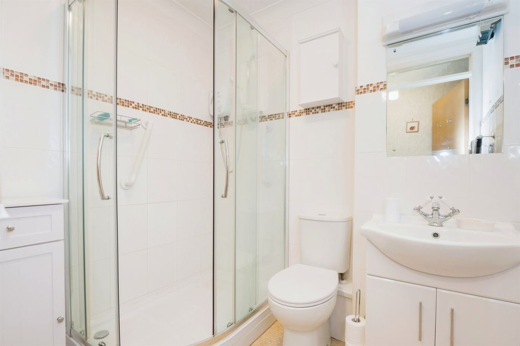 Additional image 14 of 2 bed maisonette for saleSharon Road, West End, Southampton SO30