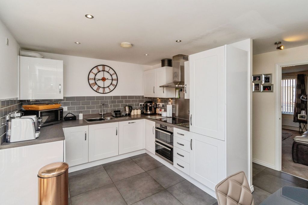 Additional image 6 of 3 bed detached house for saleLakelot Close, Willenhall WV12